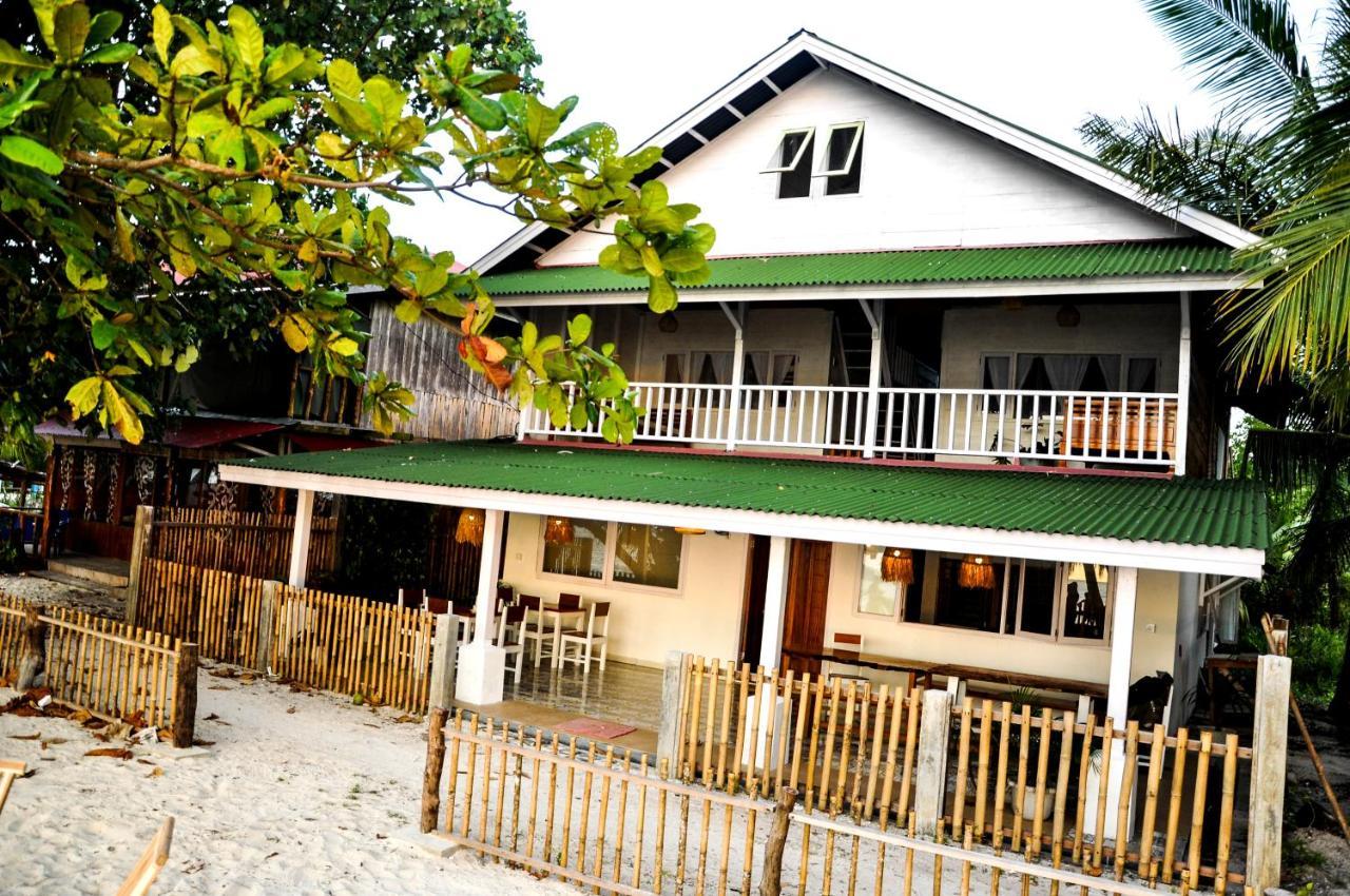 Hotel Crow'S Nest Tua Pejat Exterior foto